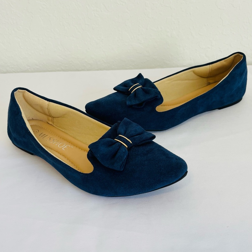 NWOB MUSSHOE Women’s Flat Slip on Shoes Comfortable Navy Blue
